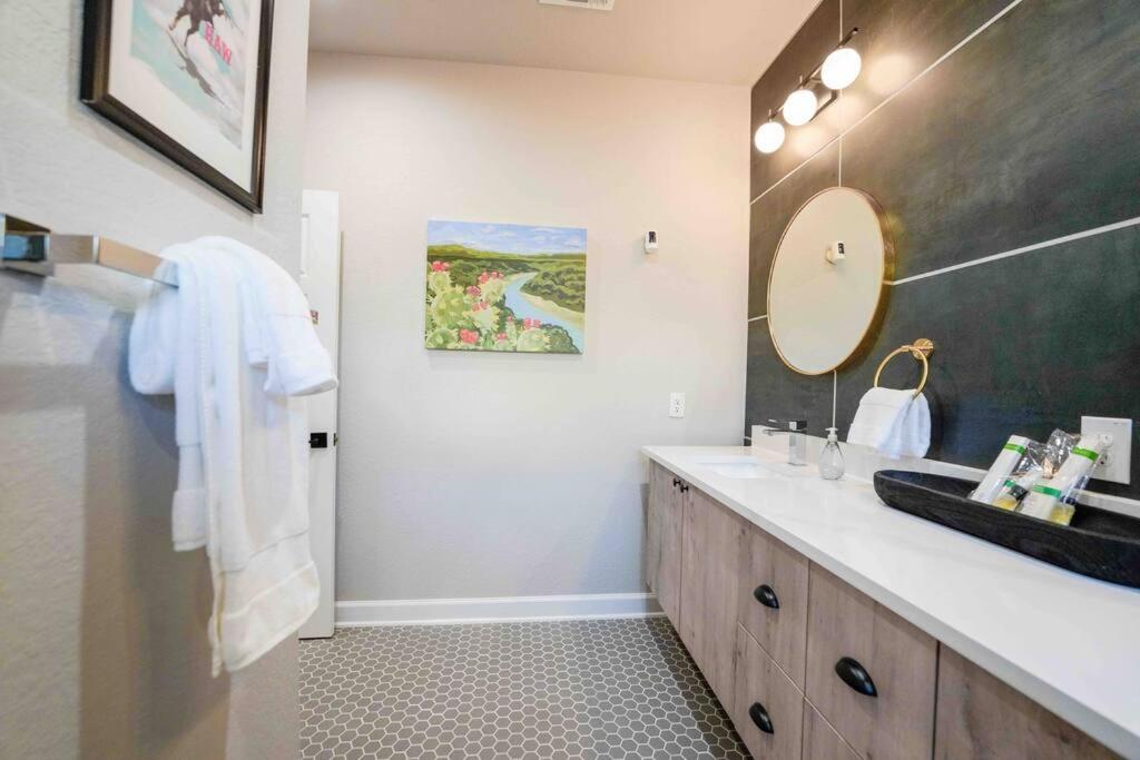 Casa Lavaca Luxury